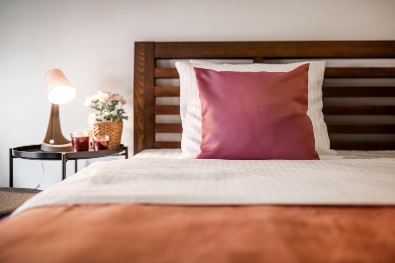 Duplex Apartment With 3 Bedrooms プラハ エクステリア 写真