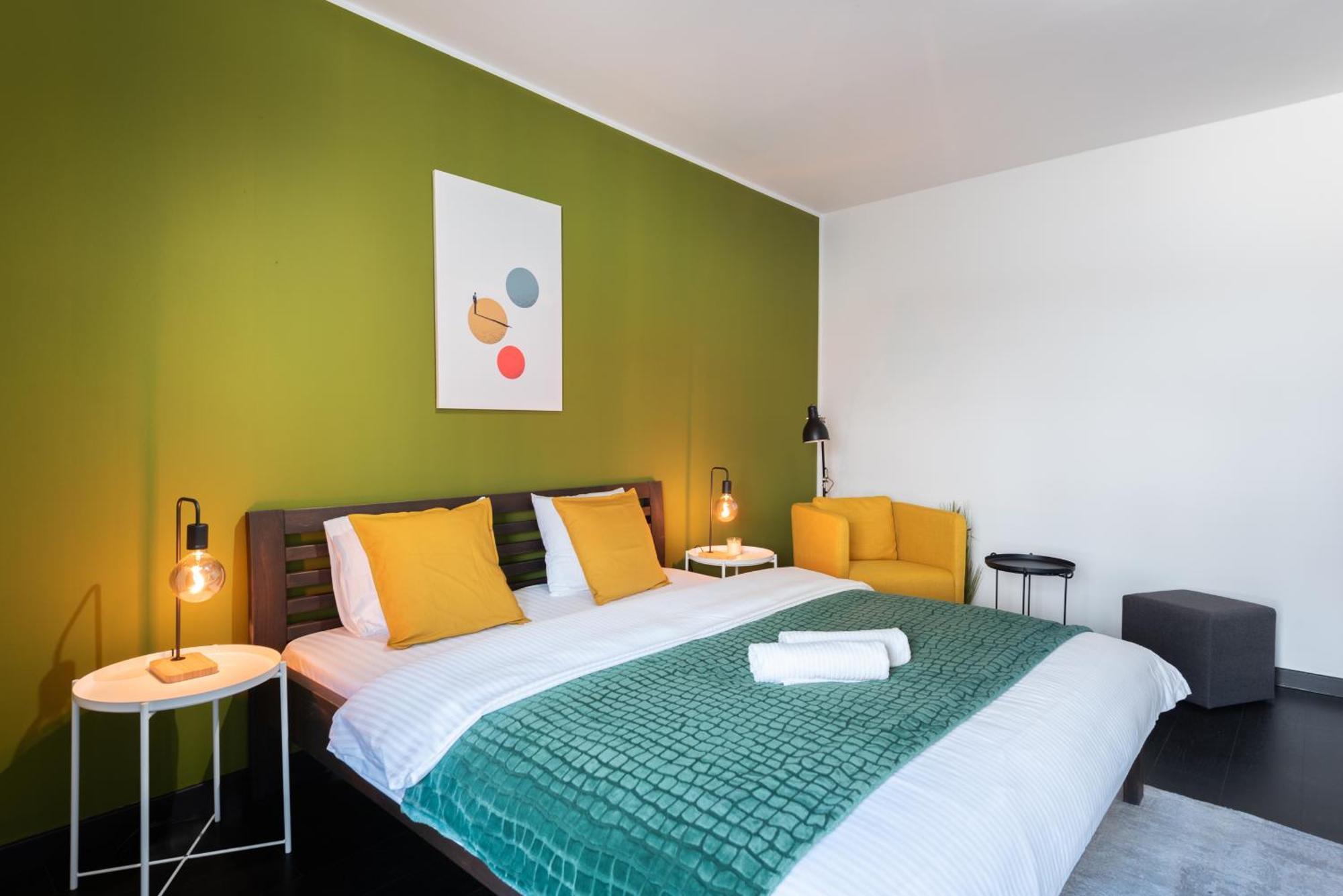 Duplex Apartment With 3 Bedrooms プラハ エクステリア 写真
