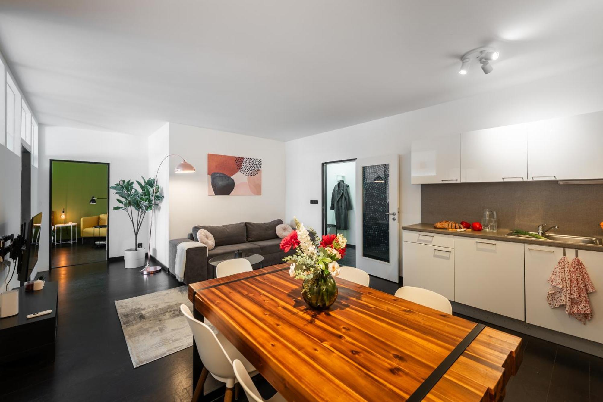 Duplex Apartment With 3 Bedrooms プラハ エクステリア 写真